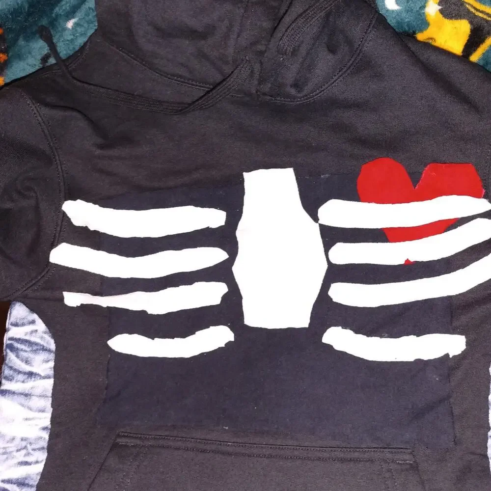 NWOT Custom Made Hoodie Men's Size XS(30-32) Handmade By My Daughter - Picture 5 of 5